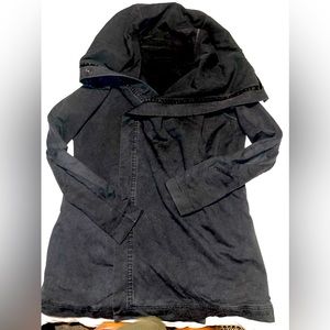 Lululemon athletica wrap black sweat jacket size 12
